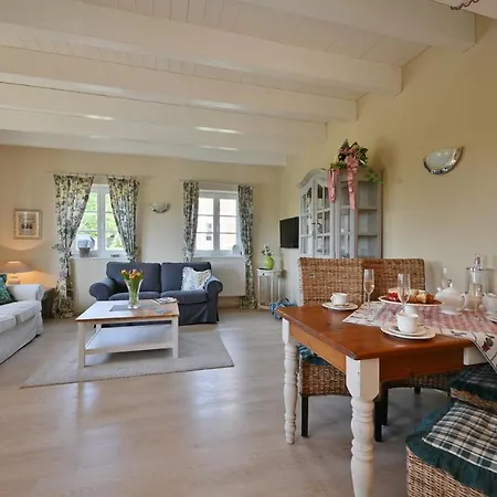 - 1 Apartamento
